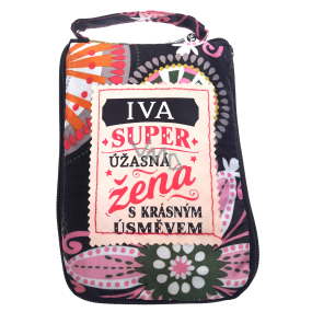 Albi Zippered bag in a handbag with the name Iva 42 x 41 x 11 cm