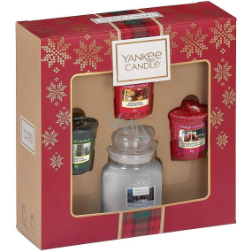 Yankee Candle Candlelit Cabin - Cottage lit by a candle scented candle Classic small glass 104 g + After Sledding - After sledding + Evergreen Mist - Forest mist + Pomegranate Gin Fizz - Gome Fizz from pomegranate votive candle 3 x 49 g, Christmas gift set