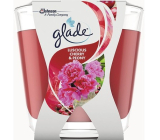 Glade Luscious Cherry & Peony with cherry and peony fragrance scented candle in glass, burn time up to 30 hours 70 g