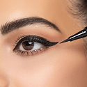 Artdeco Long Lasting Liquid Liner liquid eyeliner 01 Black Line 1.5 ml