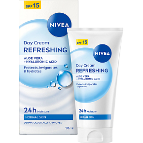 Nivea Essential Hydrating Day Cream for Normal Skin SPF15 50ml