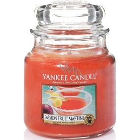 Yankee Candle Passion Fruit Martini - Tropical cocktail with Martini scented candle Classic medium glass 411 g