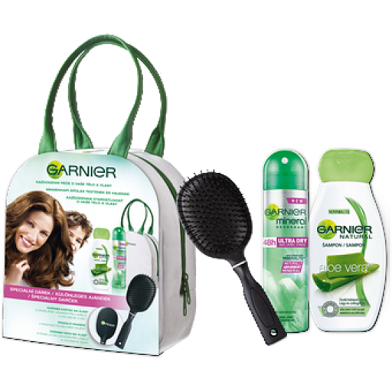 Garnier Natural Aloe Vera hair shampoo 250 ml + deo spray 150 ml, cosmetic set