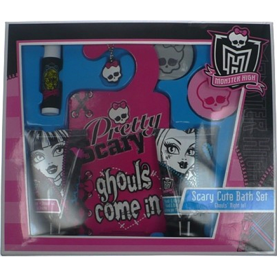 Monster High Scary Cute! shower gel 50 ml + body lotion 50 ml + lip balm 4.5 g + sponge + pendant, cosmetic set