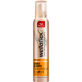 Wella Wellaflex Curls and Waves strong firming foam hardener 200 ml