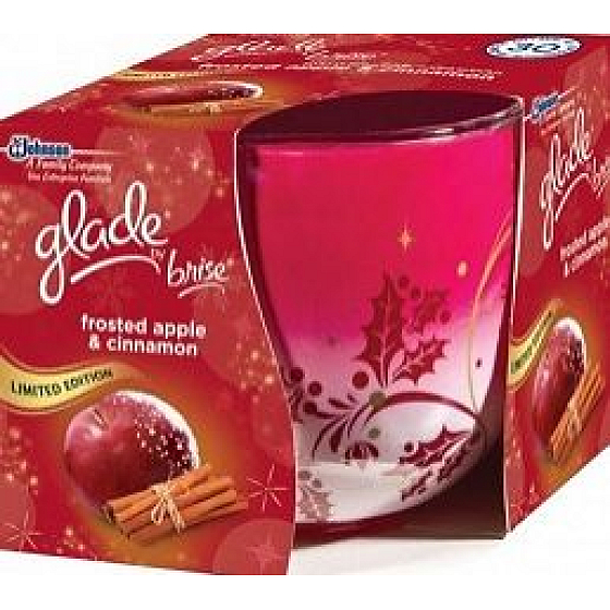 Glade by Brise Apple & Cinnamon scented candle in glass, burning time up to 30 hours 120 g