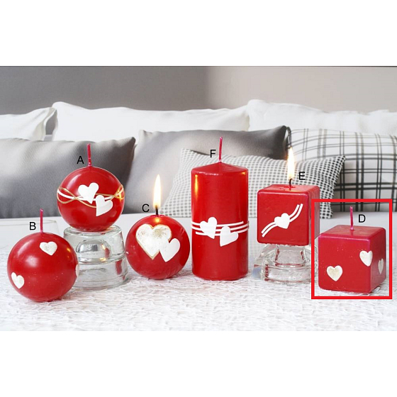 Lima Heart Relief II. scented candle red cube 45 x 45 mm 1 piece