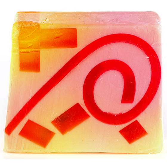 Bomb Cosmetics Hawaiian Flower Natural glycerine soap 100 g