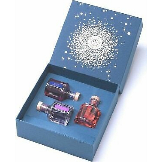 Erbario Toscano Tuscany Gifts diffuser 100 ml + Grape wood diffuser 100 ml + Vanilla and spice diffuser 100 ml, gift set