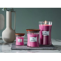 WoodWick Wild Berry & Beets scented candle with wooden wick and lid glass medium 275 g