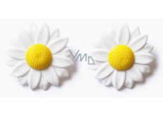 Daisies in the hair bal.2ks 1916