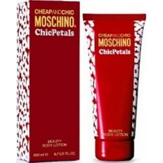 Moschino Cheap And Chic Chic Petals body lotion for women 200 ml
