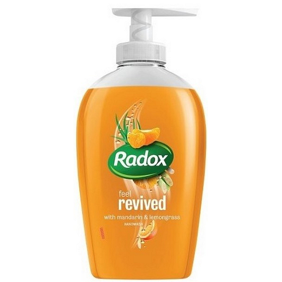 Radox Feel Revived Mandarin & Lemongrass liquid soap dispenser 250 ml