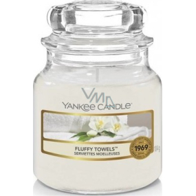 Yankee Candle Fluffy Towels - Fluffy Towels scented candle Classic small glass 104 g