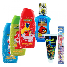 Sesame Street 2in1 shampoo and conditioner 400ml + shower gel 400 ml + bath foam 400 ml + Atlantic Color toothbrush + Turtle ninja toothpaste 75 ml, cosmetic set