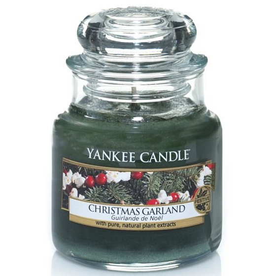 Yankee Candle Christmas Garland - Christmas wreath scented candle Classic small glass 104 g