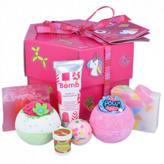 Bomb Cosmetics Sticker - Stick With Me ballistic 2 x 160 g + soap 2 x 100 g + ball 30 g + lip balm 4.5 g + hand cream 25 ml + stickers 12 pieces, cosmetic set