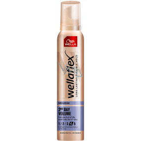 Wella Wellaflex 2-Days-Volume extra strong hold mousse 200 ml