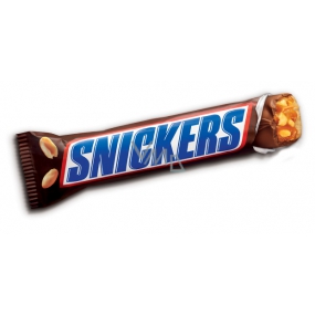 Snickers bar stuffed with nuts, caramel and nougat covered with chocolate 51 g
