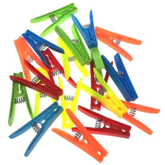 Plastic Nova Clothes pegs large 20 pieces