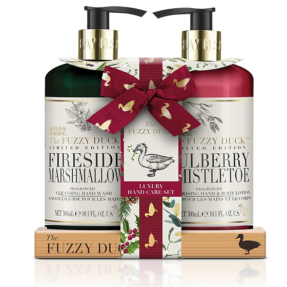Baylis & Harding Winter Kingdom liquid hand soap 300 ml + hand and body lotion 300 ml, cosmetic set for women