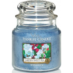 Yankee Candle Garden Sweet Pea - Flowers from the garden scented candle Classic medium glass 411 g