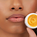 Essence Sugar Scrub lip scrub with sugar particles 9 g