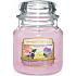 Yankee Candle Floral Candy - Cake with flowers scented candle Classic medium glass 411 g