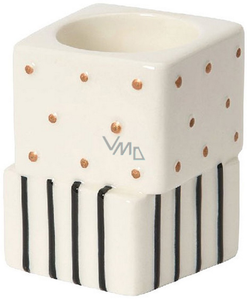 Yankee Candle Jackson Frost candlestick with polka dots and tea candle