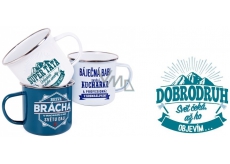 Albi Plechový hrnek s nápisem Dobrodruh 500 ml 051