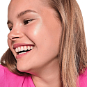 Essence Baby Got Glow Highlighter Stick 10 Golden Aura 5.5 g