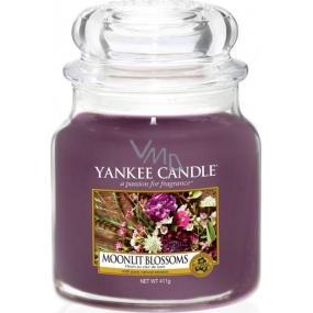 Yankee Candle Moonlit Blossoms - Flowers in the moonlight scented candle Classic medium glass 411 g