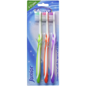 Beauty Formulas Junior gentle toothbrush for children 8-12 years 3 pieces