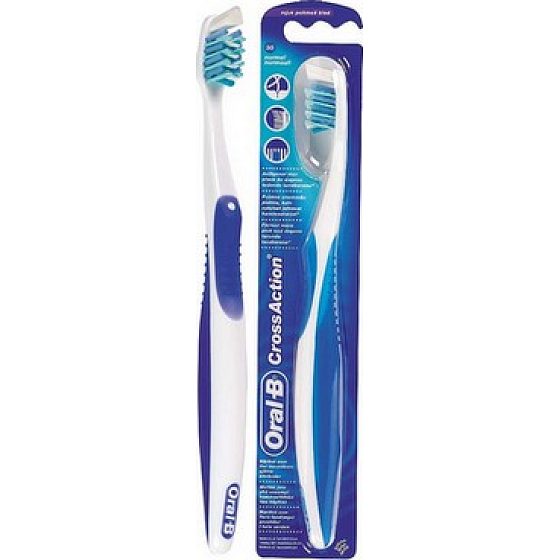 Oral-B Cross Action Medium 35 Medium Toothbrush