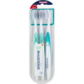 Sensodyne Advanced Clean extra soft toothbrush for sensitive teeth 3 pieces