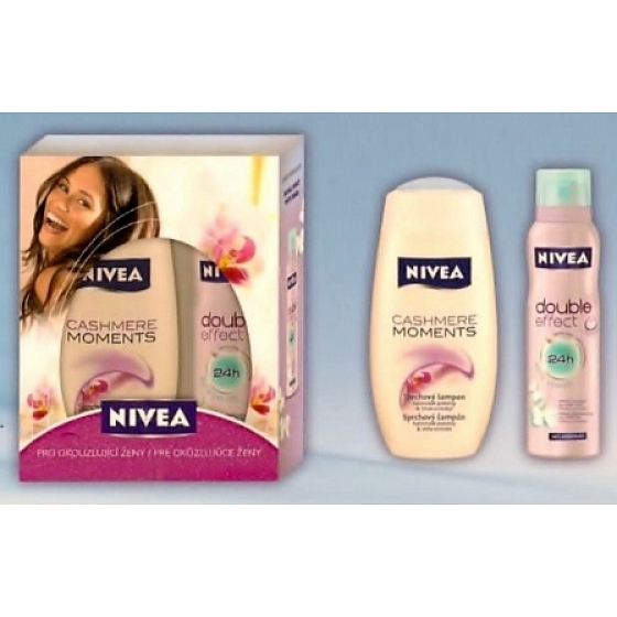 Nivea For Charming Women 2010 Cosmetic Set