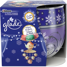 Glade by Brise Velvet Tea Party scented candle in glass, burning time up to 30 hours 120 g