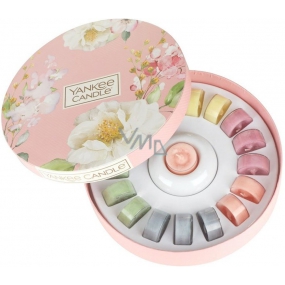 Yankee Candle Garden Hideaway Afternoon Escape + Dreaming on a Sunny Day + Homemade Herbal Lemonade + Camellia + Picnic in the Garden + Water Garden Tealight 18 x 9.8 g + Candlestick, Spring Gift Set
