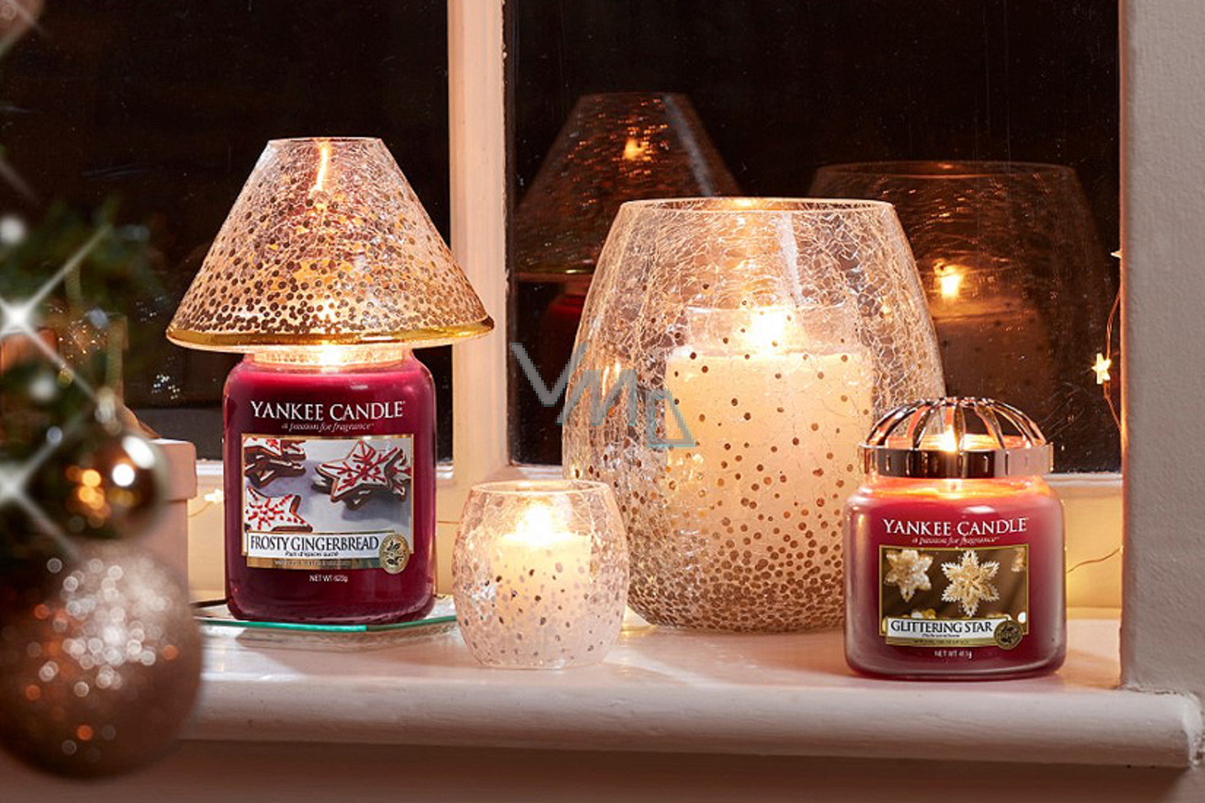 Yankee Candle Shimmer Glow Shiny and glowing candlestick for votive
