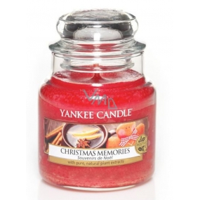 Yankee Candle Christmas Memories Classic small scented candle 104 g