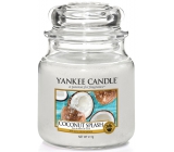 Yankee Candle Coconut Splash - Coconut refreshment scented candle Classic medium glass 411 g