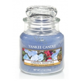 Yankee Candle Garden Sweet Pea - Flowers from the garden scented candle Classic small glass 104 g