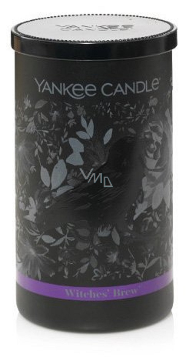 Yankee Candle Halloween Witches Brew Witch potion scented candle