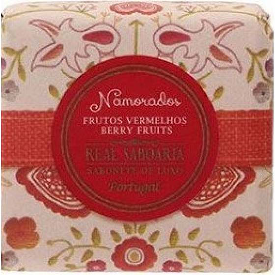 Real Saboaria Berry Fruits luxury soap with the scent of red berries 50 g