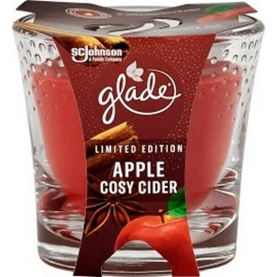 Glade Apple Cozy Cider with the scent of hot apple cider and fragrant cinnamon scented candle in a glass, burning time up to 38 hours 129 g