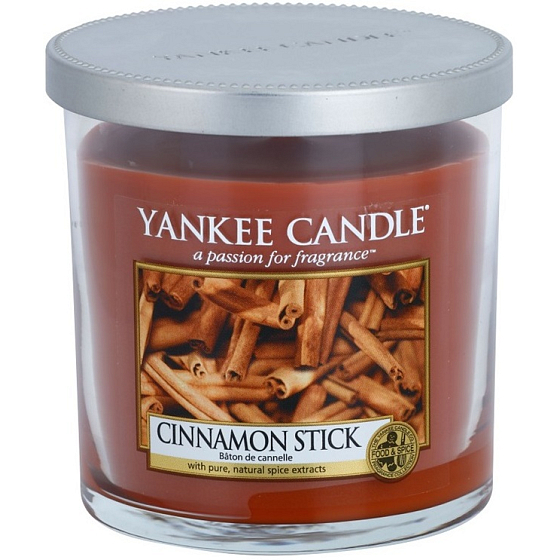Yankee Candle Cinnamon Stick - Décor small scented candle 198 g