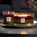 WoodWick Trilogy Hearthside Foyer - Sitting by the fireplace scented candle with wooden wick and lid glass medium 275 g