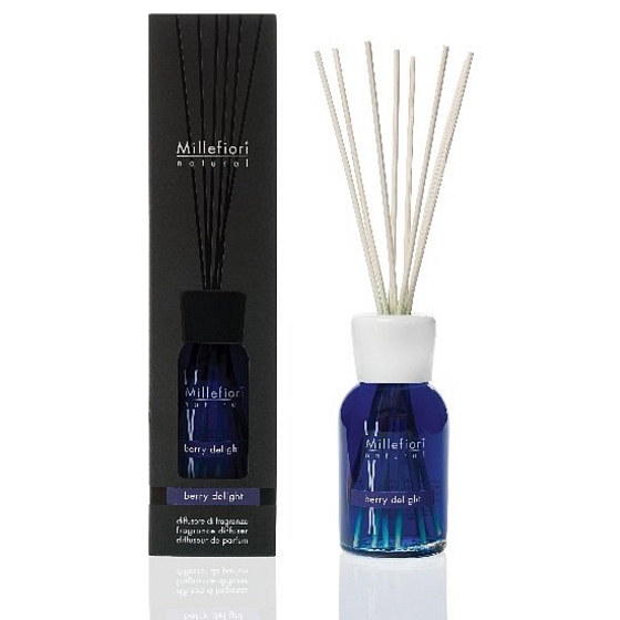 Millefiori Milano Natural Berry Delight - Fruit Delight Diffuser 250 ml + 8 reeds, 30 cm in length, for medium-sized spaces lasts at least 3 months
