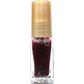 Daisy decorating nail polish shade burgundy 6 ml