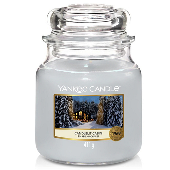 Yankee Candle Candlelit Cabin - Cottage irradiated with a candle scented candle Classic medium glass 411 g